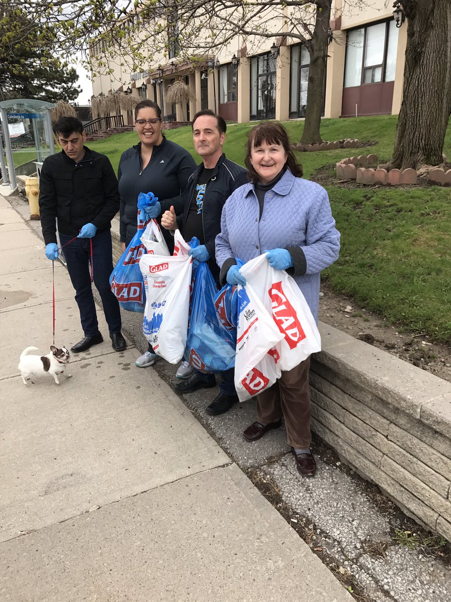 #earthday2017 <a href="/AE_MGMT/">Association & Events Management International</a> thanks team. #cleantoronto