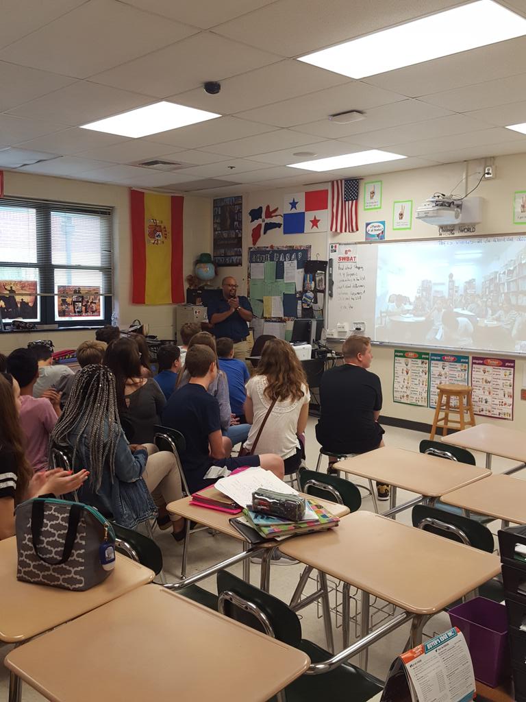 Bunker Hill Middle tweet media