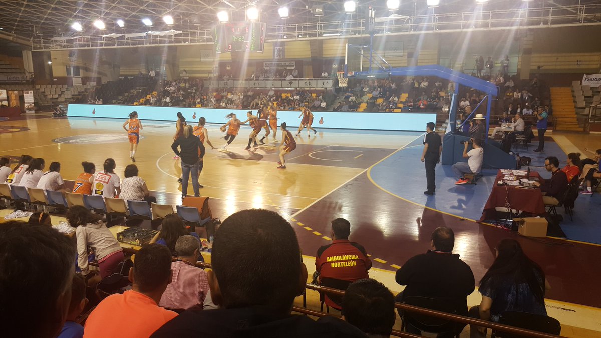 davidalaiz's tweet photo. Vamos @CBArosLeon #GOAROS https://t.co/CalOAGmnj0