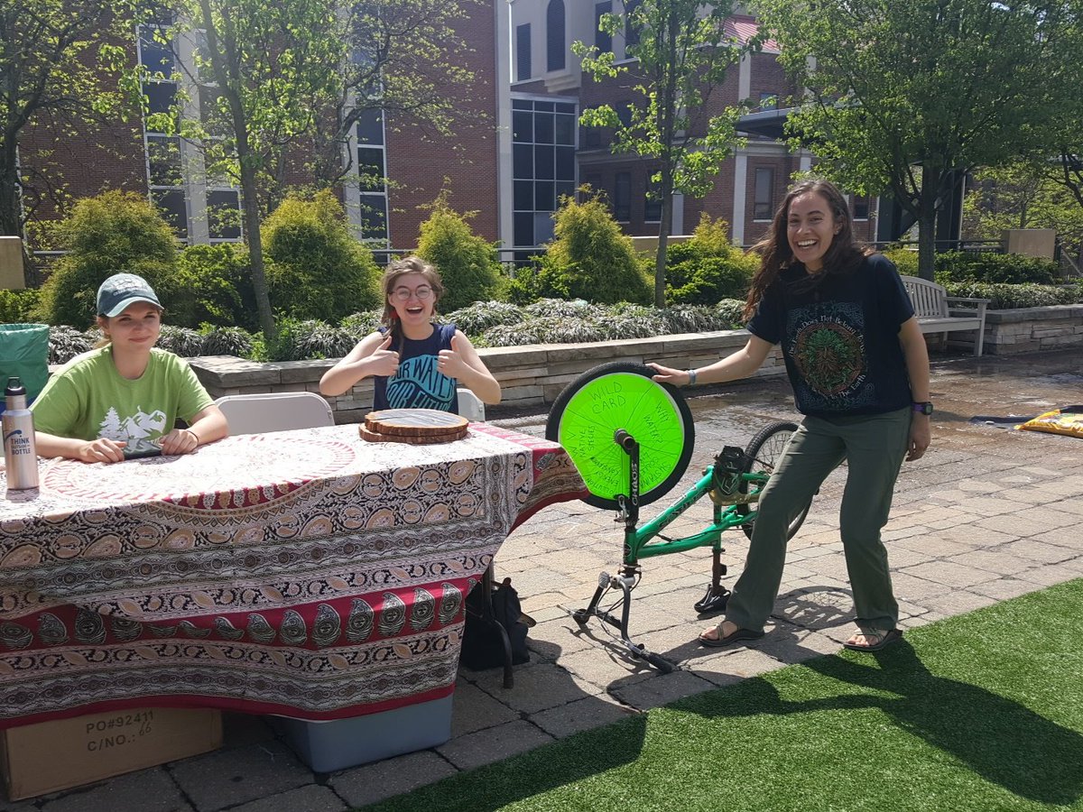 WVUSSC's tweet photo. How much do you know about environmentalism? Come play trivia! https://t.co/bSNpZNszWL