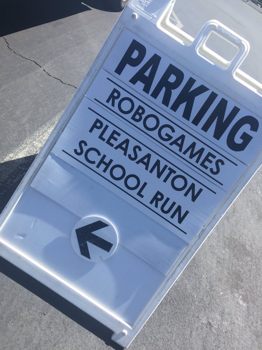 UKRobotWars's tweet image. Assume these two aren&apos;t connected but we&apos;re here. #robogames2017