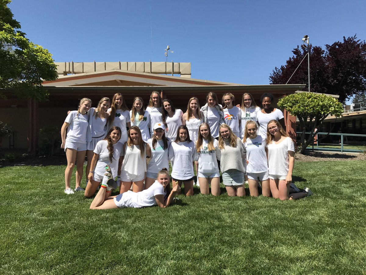 MatsWLax's tweet photo. Come watch us cage the cougs @7pm @ CAMPO 2nite !! #keep #the #streak #11-0 🍴🙌🏻🔥 #plzcome https://t.co/DU4kcD95oL