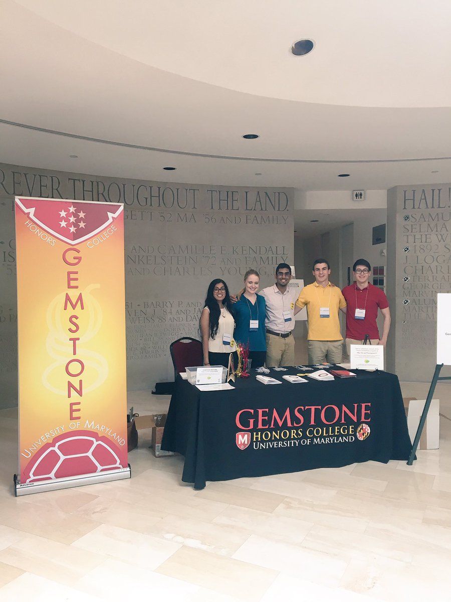 GemstoneProgram's tweet photo. Our volunteers are doing a fantastic job helping us out at #ThesisConference17! Join us at @riggscenter to see our seniors' thesis defenses! https://t.co/GxISVOwTtk