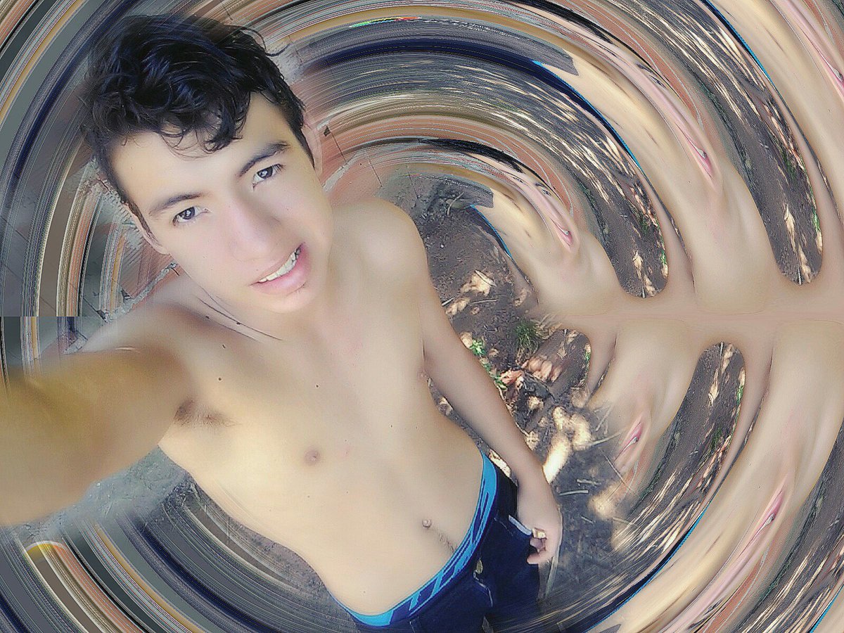 maxilovera02's tweet image. 