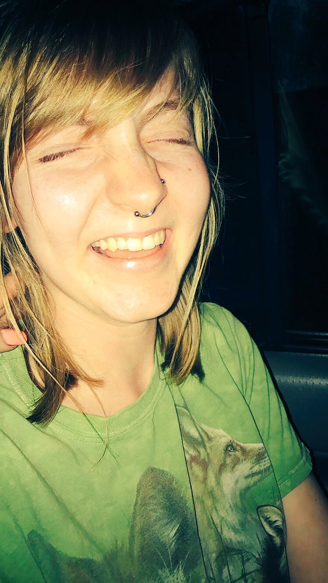 notitas_33's tweet photo. How can Society expect me to be an adult when I Can't even keep my nose ring strait https://t.co/7X0qUus2Xp