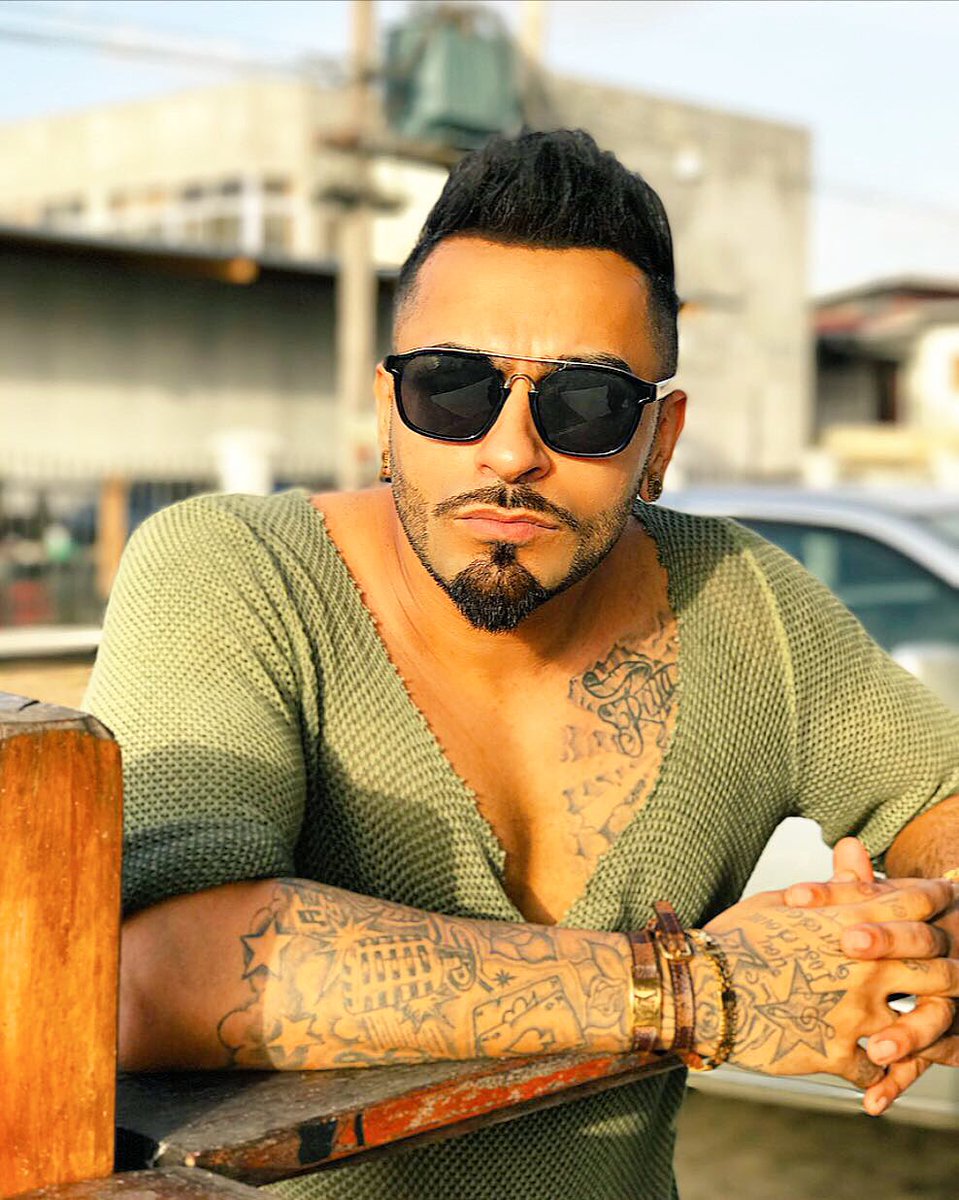 Kamal_Raja's tweet image. Making them wait, only makes them set the bar higher! #Dominant #DifferentLevels