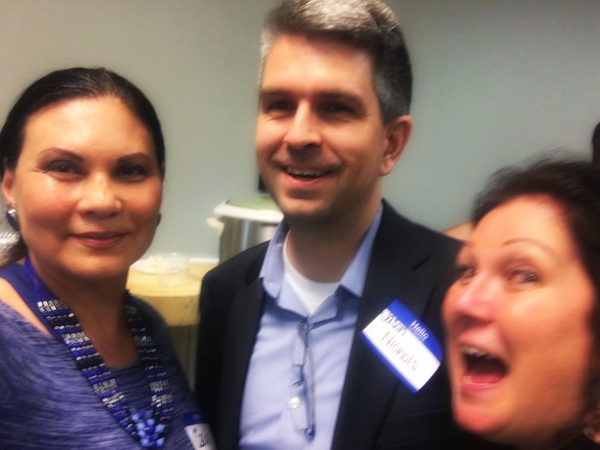 TribalFilmF's tweet image. @Tahlequah Chamber of commerce event, 5after5. Saying hello to @Mayor Jason Nichols.  Looks like a photobombed, but no.