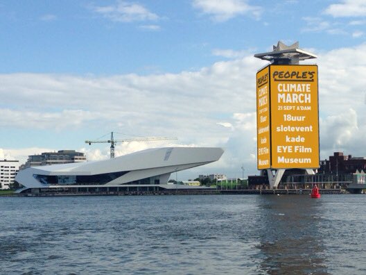 marjanminnesma's tweet photo. Twee jaar geleden PeoplesClimateMarch in sept, nu 29 april. Dubbele aantallen op t Museumplein? Loop mee als je ook meer klimaatactie wilt!! https://t.co/HMTdVbJGMd