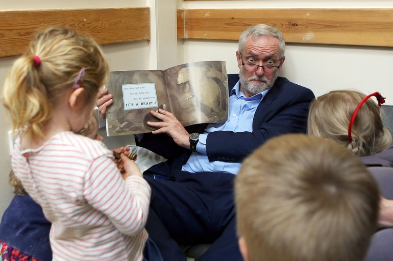 MirrorPolitics's tweet photo. 'Labour is gaining ground on Tories', insists Jeremy Corbyn
https://t.co/9TJblCYZDW https://t.co/9p45cvQs7C