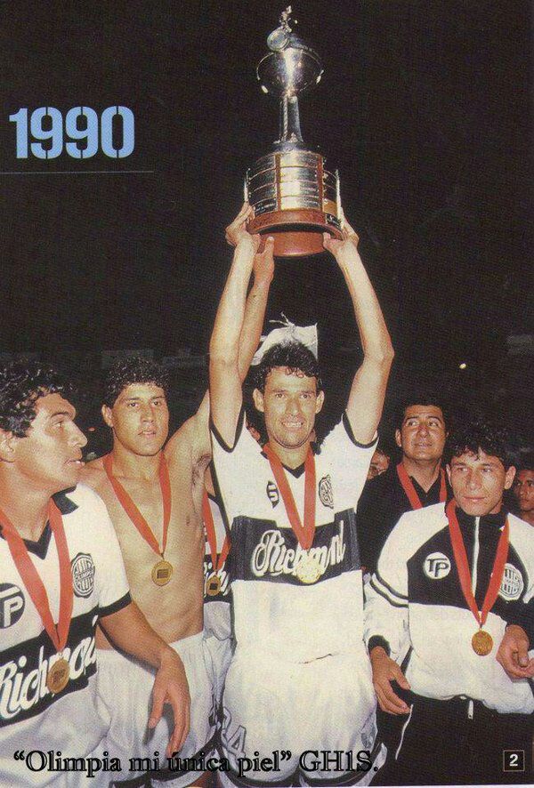 SinFaltapy's tweet image. Raul V. Amarilla: "Si uno no consiguió una Libertadores con su Club, y pensar que se puede comprar, es de ignorantes" #SinFalta.