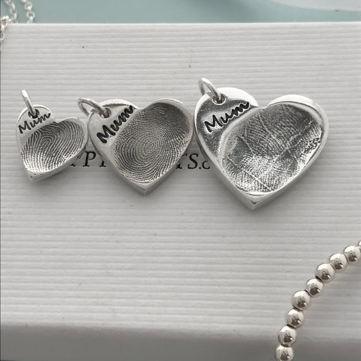ForeverInSilver's tweet image. Precious #memorial charms in 3 sizes.  #dainty to full #fingerprint with meaningful words written on the reverse. foreverinsilver.co.uk