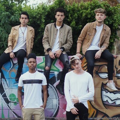 PhaseVArizona's tweet photo. #livinginthemoment @PhaseVMusic https://t.co/0dpZ8lzzjf