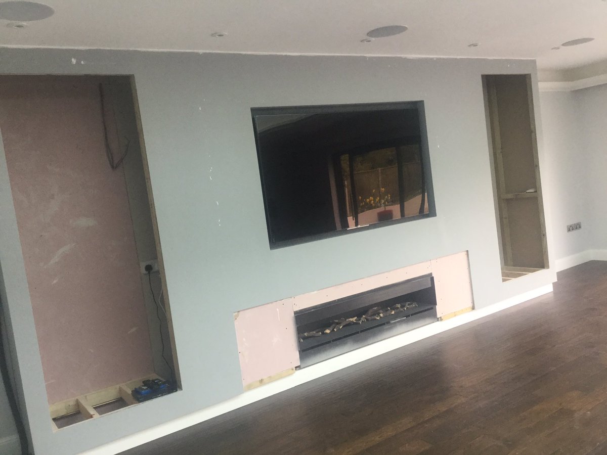 Cooperboy76's tweet image. Completed @HSmartHomeStaff #liveinstall using Pioneer and @monitor audio speakers and @HDanywhere #mhub for video to 4 TV's around the home.
