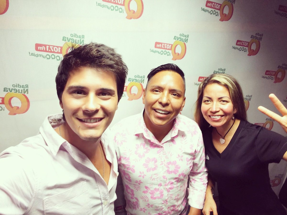 MartinTerrone's tweet image. #MeVasAExtrañar es el nuevo ingreso de #RadioNuevaQ 🎶❤ Gracias por pedirla y ponerla en los primeros lugares. #Candela🔥