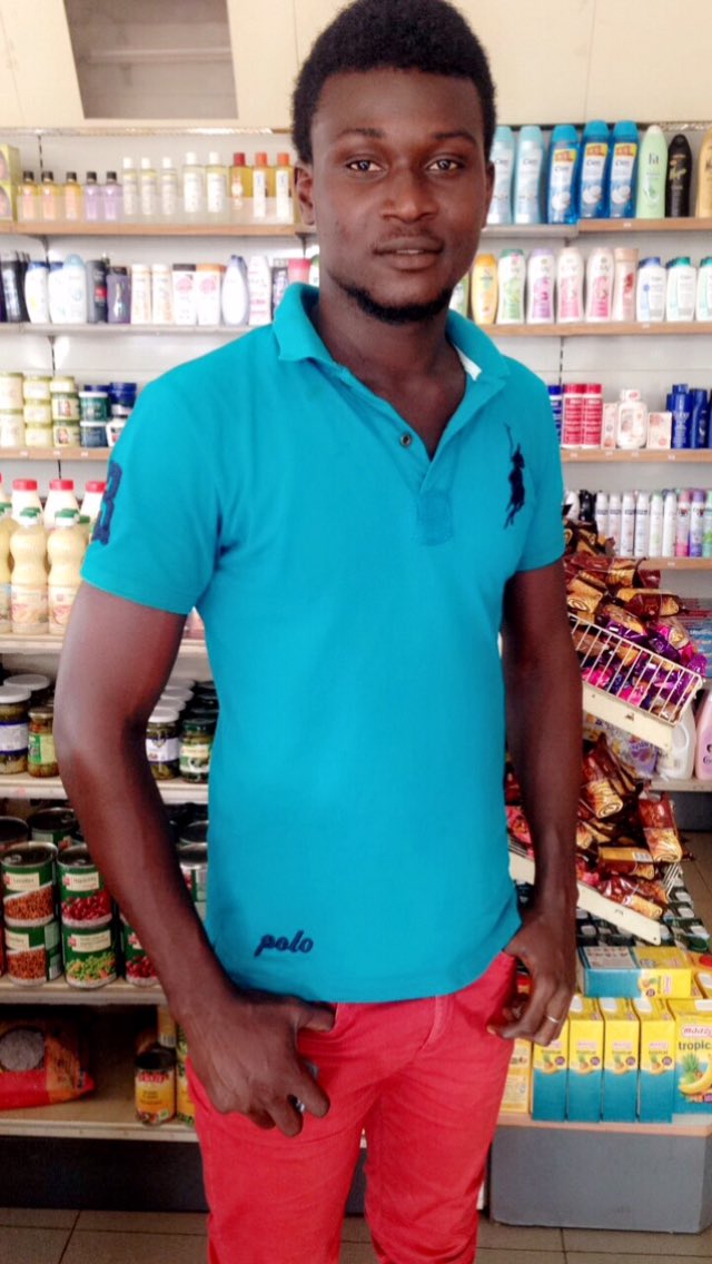 MedTaRoute66's tweet photo. Bon début de week-end LG✋
#force_tranquil
#taroute_boy
#lavenir_cest_maintenant https://t.co/wwDY26rZpw