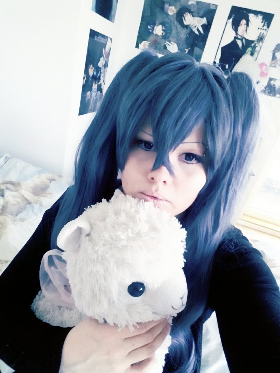 _Hobi_Flower_'s tweet photo. #makeup #ladyciel #kuroshitsuji #blackbutler #alpacasso #finnishcosplayer #manga #anime #cielphantomhive #cielcosplay #bocchan #mikachan https://t.co/AQfQxusun4