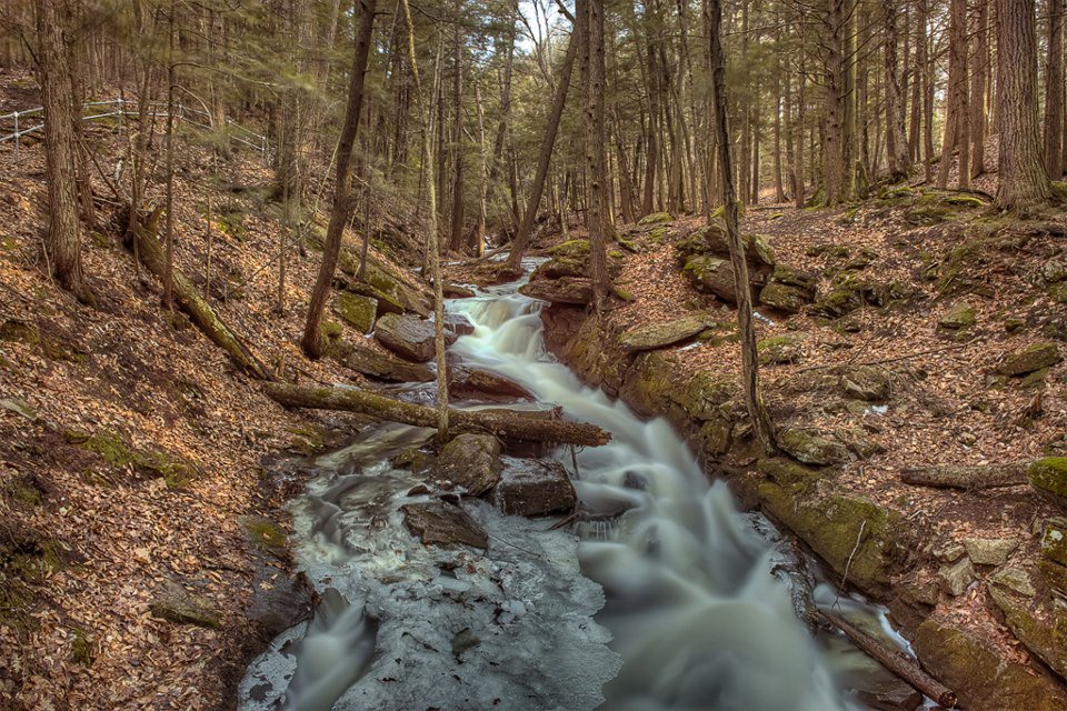 With 93 in total, here are "9 Under-Appreciated State Parks In #NH You’re Sure To Love"  bit.ly/2pflxtd cc: <a href="/NHStateParks/">NH State Parks</a>