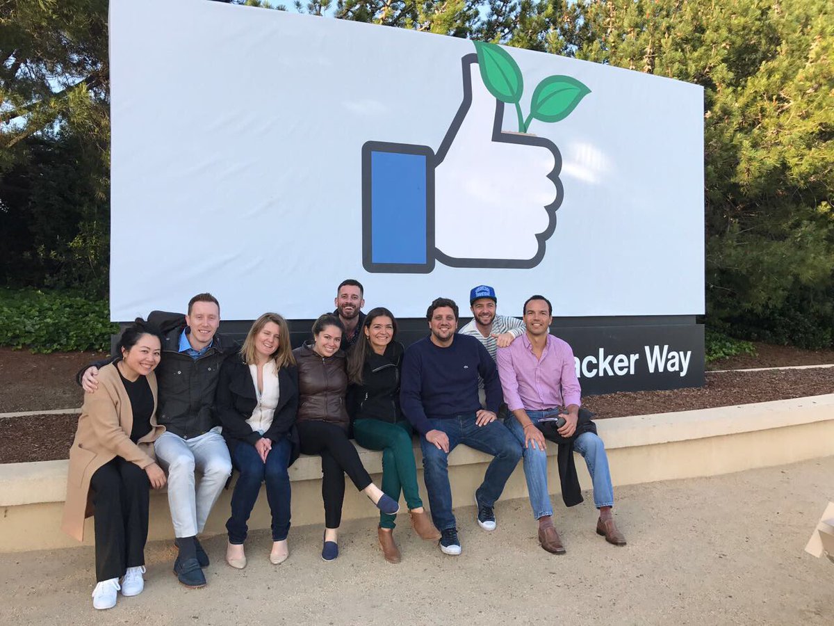 Doin' cool stuff #Facebook #scotiabank #colpatria