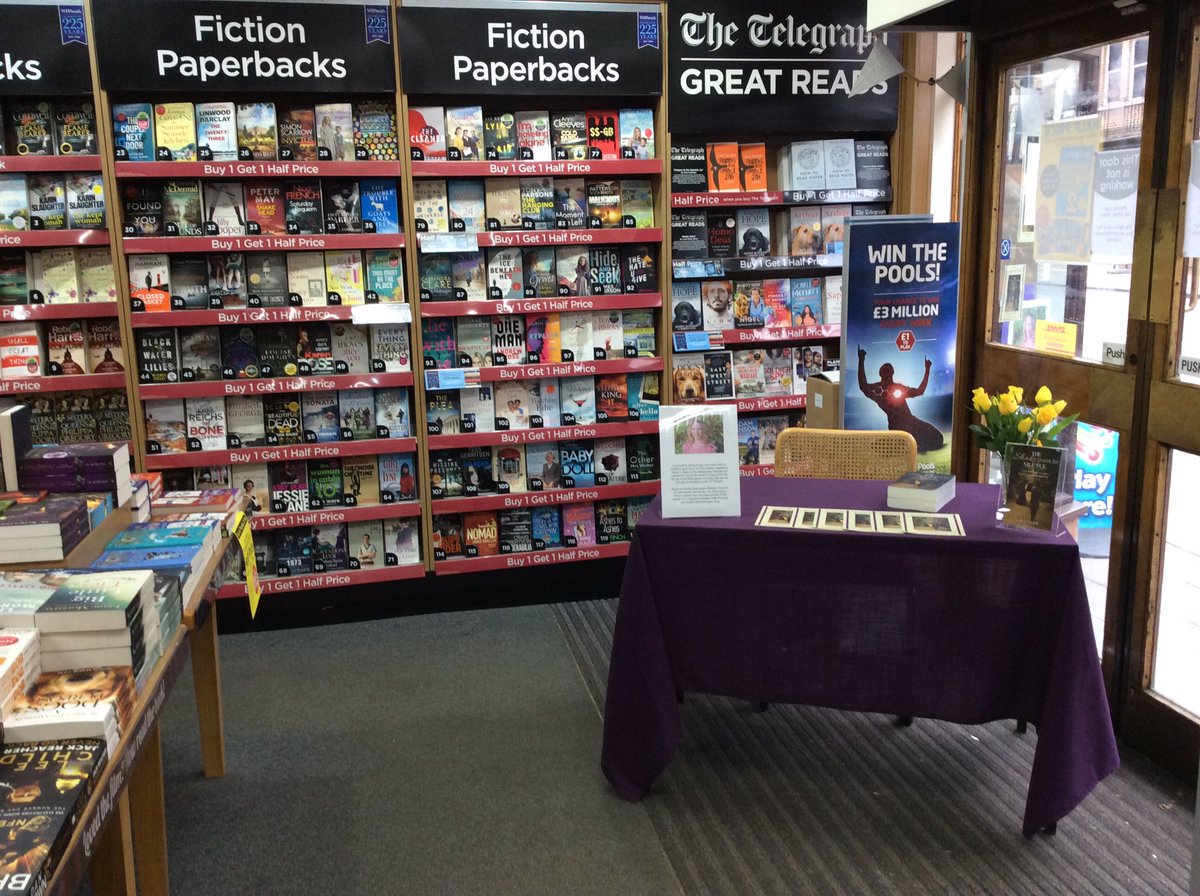 hmevanswriter's tweet photo. I'm all set up for my #booksigning at #WHS in #StratforduponAvon tomorrow, #ShakespeareDay. https://t.co/TcmG6wiy8o
