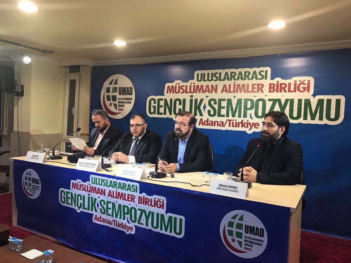 Başkanımız
Adana'da
Çeşitli vakıf ve derneklerin temsilcileri ile bürokrat ve öğretmenlere
UMAD'ı anlattık.