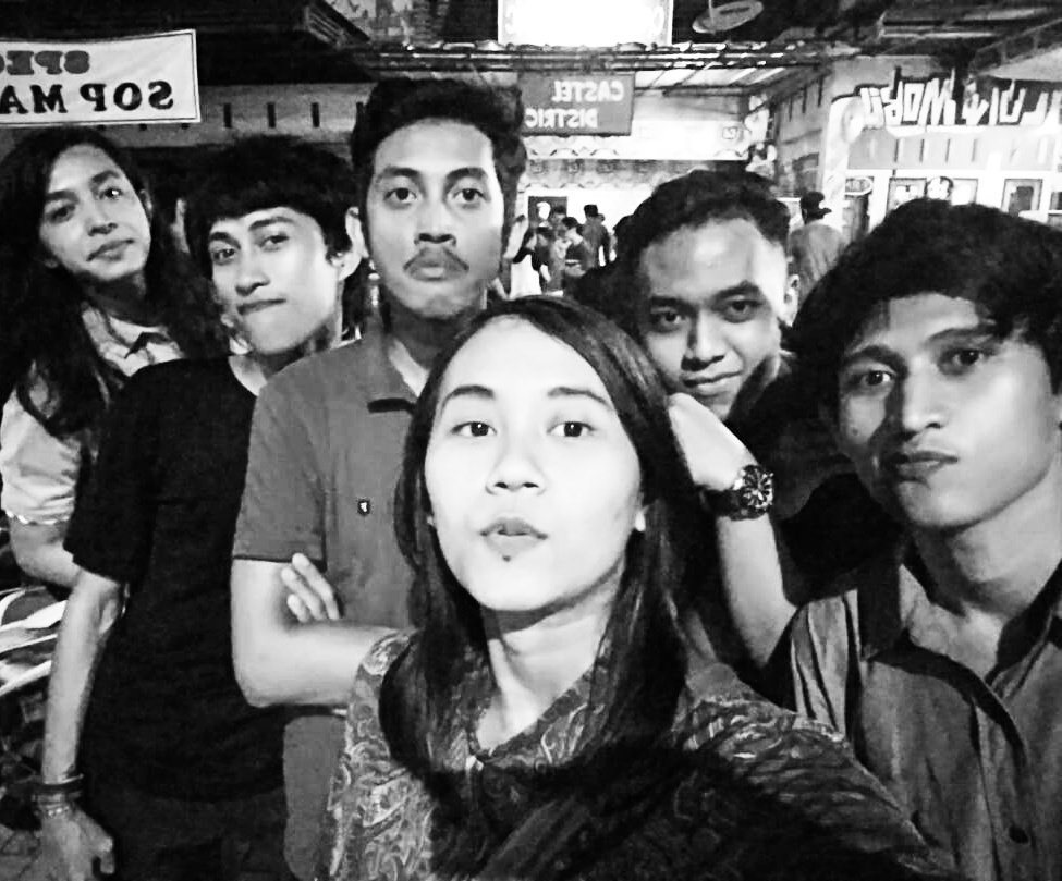 Lelah mix gembira sekali pada malam menjelang akhir pekan, bersenang-senang di Ripstore.Asia Fest
<a href="/RipstoreAsia/">IG: @ripstoreasia</a> <a href="/RipstoreLive/">Ripstore.Live</a>