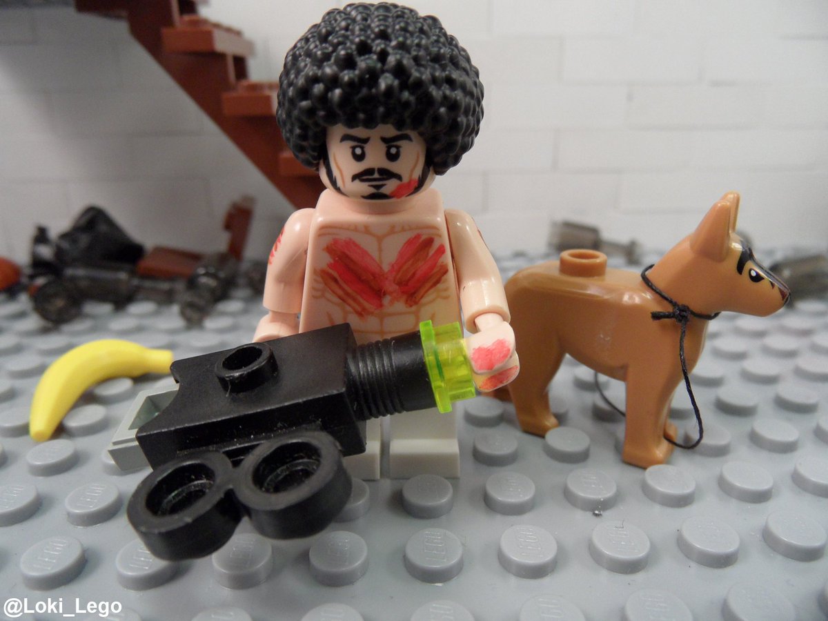 BrickHighRise's tweet photo. Wilder carefully wiped the cine-camera lying on the step beside him. Its lenses had been fractured during the skirmishes #HighRise #page150 https://t.co/wYnbfDHwCV