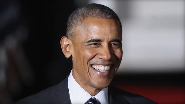 CBSEveningNews's tweet image. Obama is set to make his first scheduled post-presidency appearance in Chicago cbsn.ws/2pmwJ7X