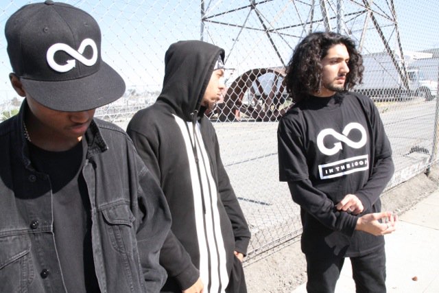 InTheLoopRec's tweet photo. Peep our #InTheLoop store at https://t.co/yvbc5yWKhb to cop one of our new t-shirts or dope #snapbacks &become part of our #InTheLoopCrew ;) https://t.co/6CQcEW275f