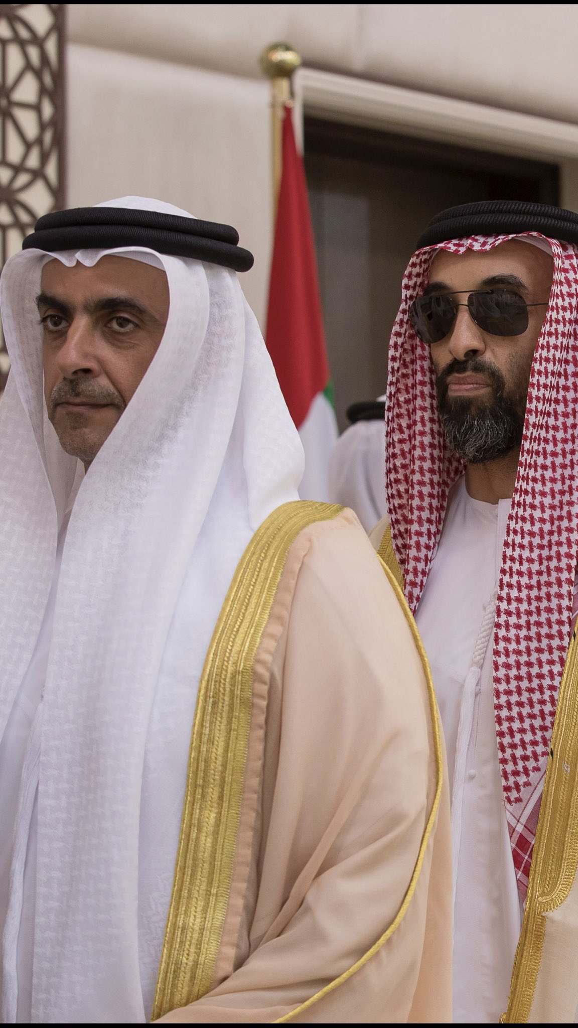 Ø·Ø­Ù†ÙˆÙ† Ø¨Ù† Ø²Ø§ÙŠØ¯ On Twitter ØµÙˆØ± Ø·Ø­Ù†ÙˆÙ† Ø¨Ù† Ø²Ø§ÙŠØ¯ Ø®Ù„Ø§Ù„ Ø­Ø¶ÙˆØ±Ù‡ Ø§ÙØ±Ø§Ø­ Ø¢Ù„ Ù†Ù‡ÙŠØ§Ù†