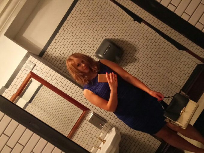 Everywhere u go u always have a bellini. Hehe I should be a bellini critic 😂🙊😇🍓🍓🍓🍓🍓 https://t.co/tJk<a href="/tag/adultwork"class="tags"><span>#adultwork</span></a>