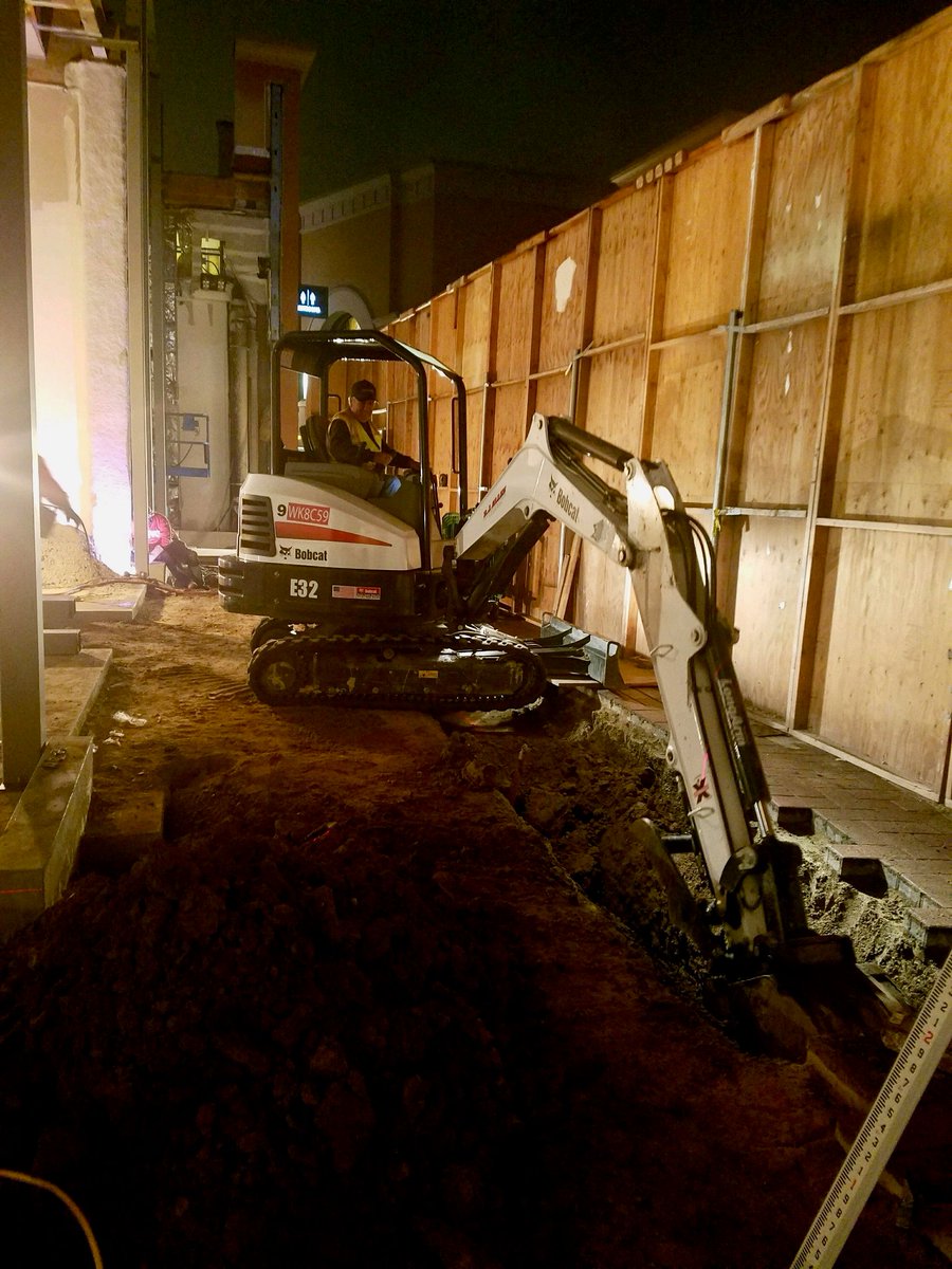 Night work #jobsite #construction #demolition #heavyequipment
