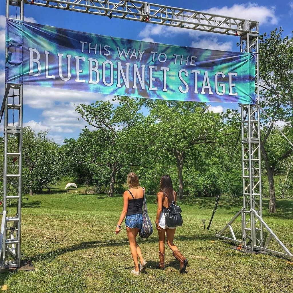 Oldsettler's tweet photo. There's a nice shady stroll between the #bluebonnetstage and the #hillcountrystage at #osmf2017 https://t.co/DjwlZCuEMY https://t.co/onImuQOpSd