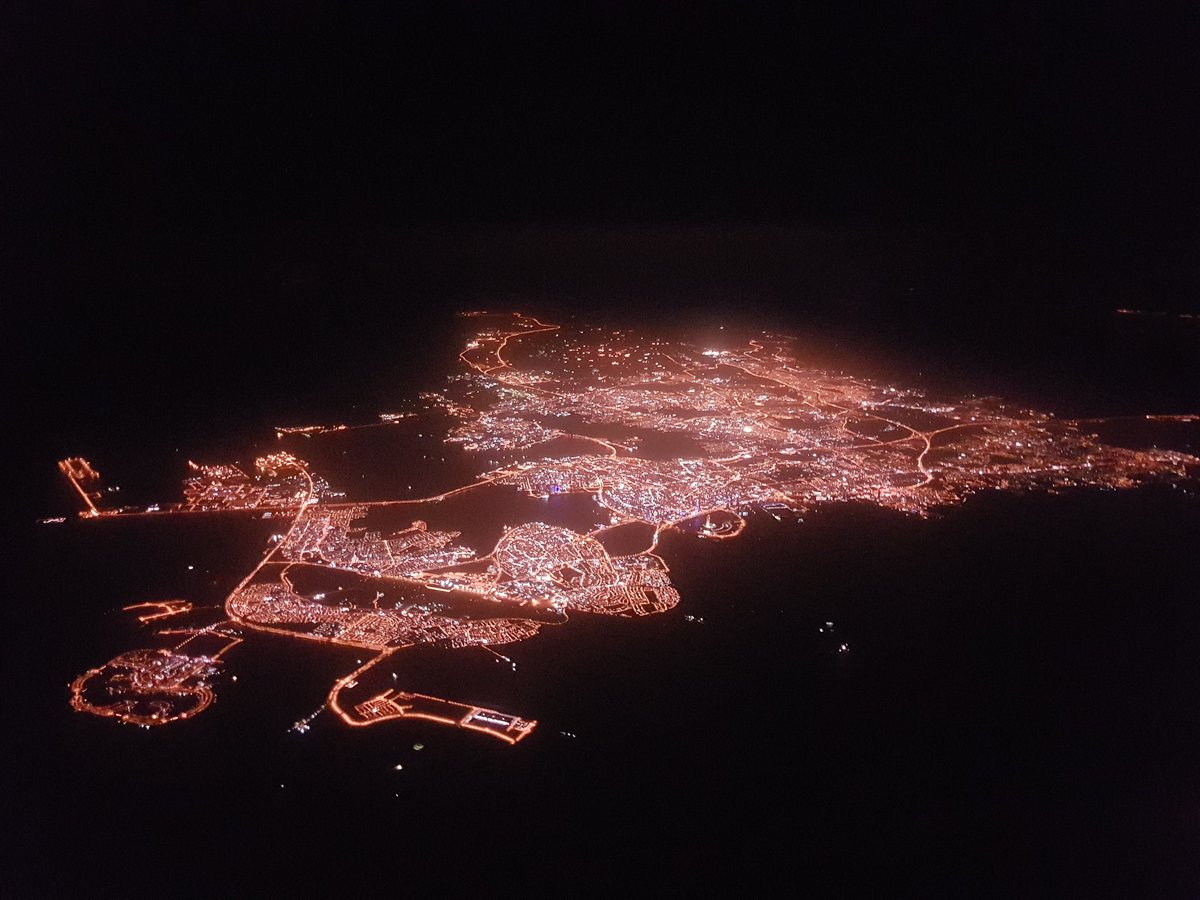 LibyanPilot's tweet image. An entire kingdom in one picture #Bahrain