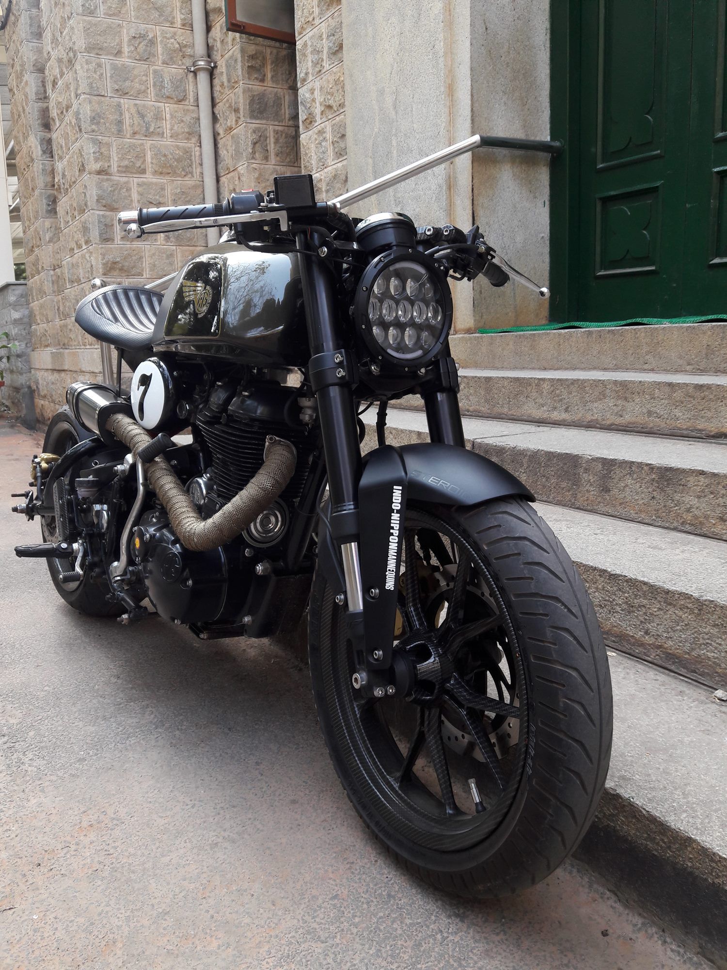 Top model royal enfield classic 500 deals