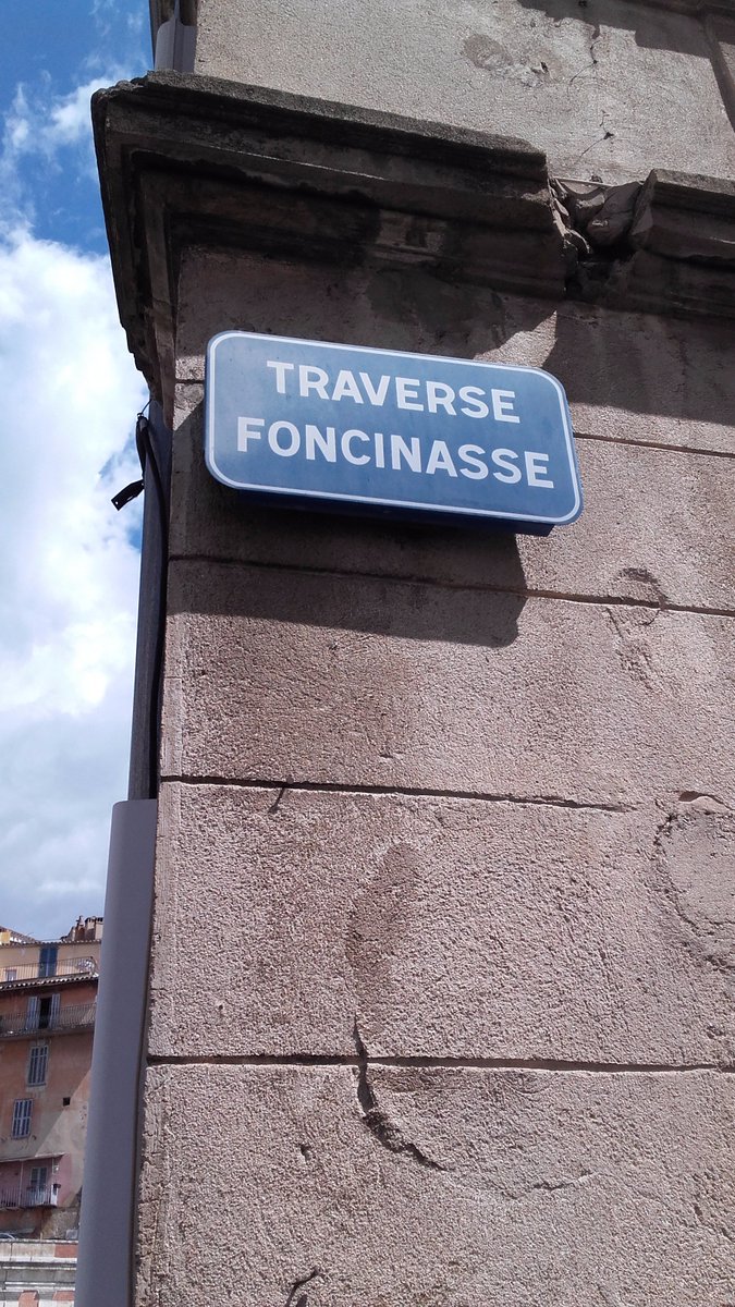 JEANRENELAGET's tweet photo. . #LR et #RPF à #Grasse : tout donner jusqu'au bout ! Bureaux 14 & 15 #Chiris - #Grasse06 #Fillon2017 #RPFavecFF 3 https://t.co/zymVFTJSdR