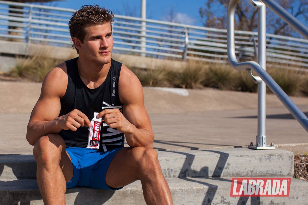 AtomozNutrition's tweet photo. Disfruta de grandes sabores con labrada!!
#atomoz #labrada #nutrition #gym https://t.co/aizEVSRNLX