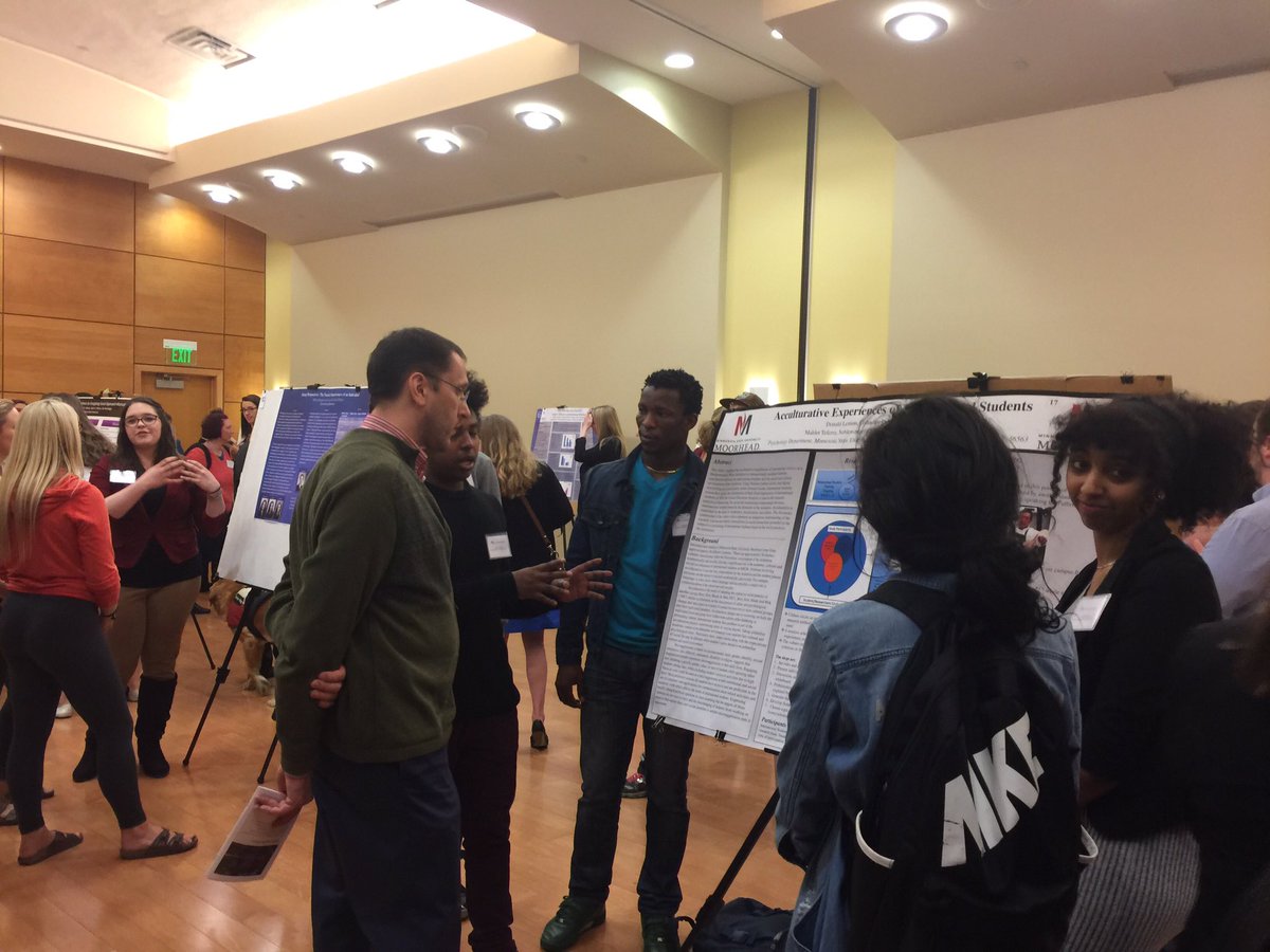 ProfMugi_Psych's tweet photo. .@MSUMoorhead international students presenting @ #RedRiverPsychologyConference https://t.co/tVLBvYg70q