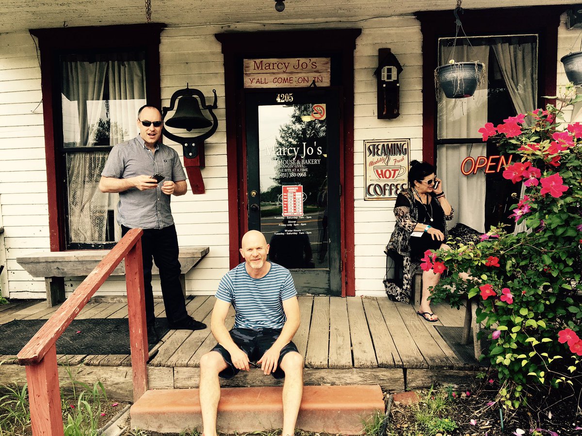 nmossy's tweet photo. Havin a blast in Tennessee 🇺🇸 Nashville FF @Bryan_phc 🎬@nashfilmfest @BreakFilmUK https://t.co/Is4C6gaNpc