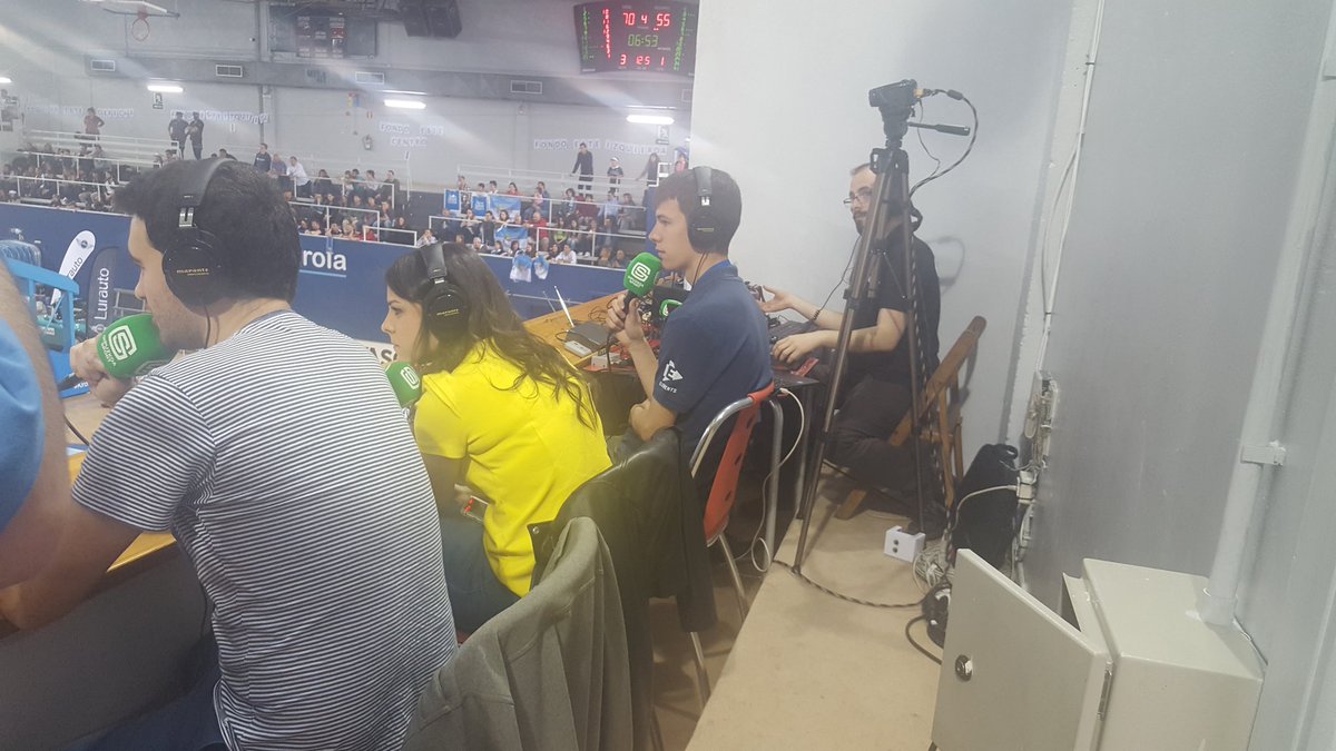 Ellos también son campeones. <a href="/ioritzbello/">Ioritz Bello</a> <a href="/DanaeZarzuelo/">Danae Zarzuelo</a> <a href="/arnaiz15/">Arnaiz</a>  <a href="/ketekoinko/">Aitor</a> en la victoria de <a href="/gipuzkoabasket/">Inveready Gipuzkoa Basket</a> que emitió <a href="/GipuzkoaSport/">Gipuzkoa Sport</a>