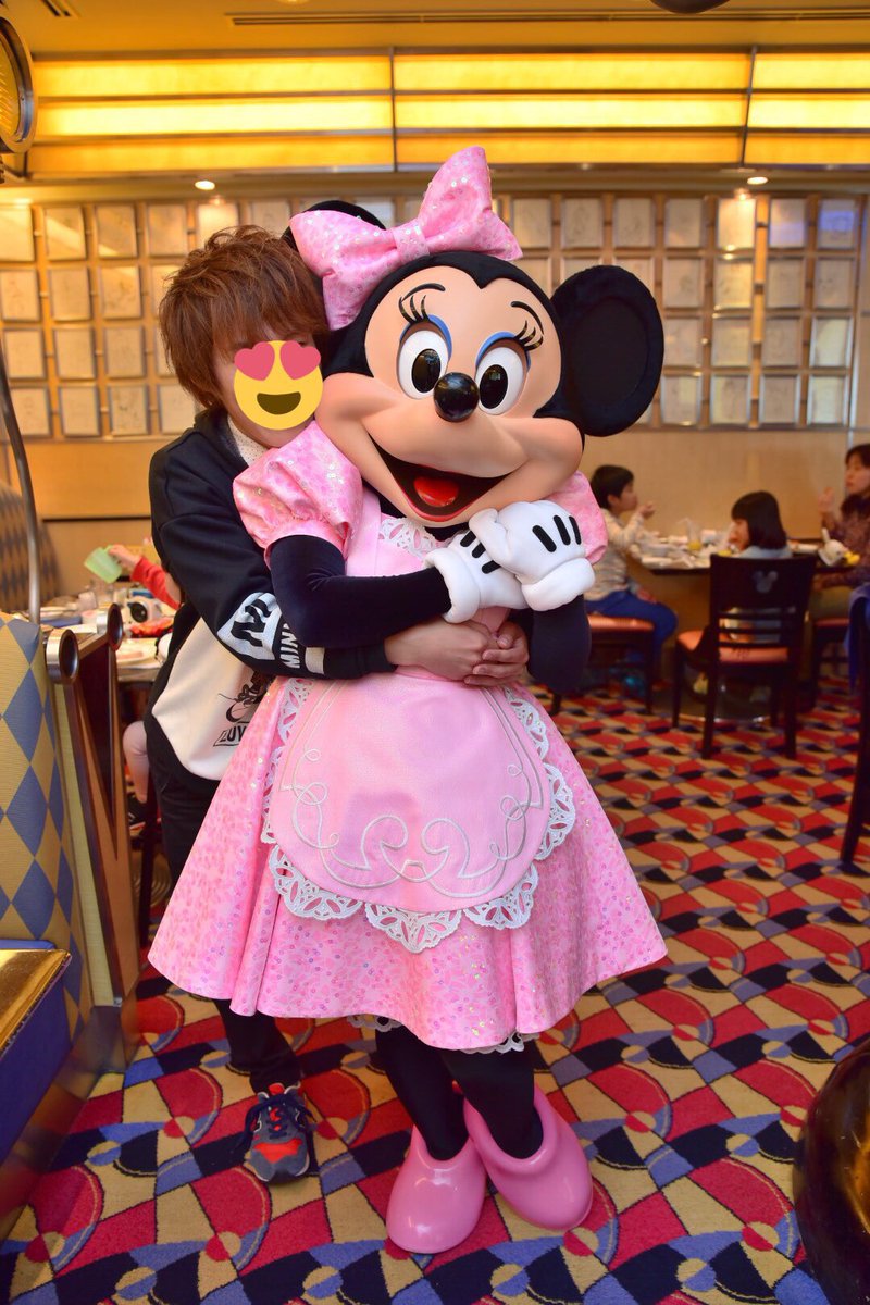 ট ইট র まっちゃんこ ミニーちゃんご指定ポーズ 俺の腕を掴んで くるりんって綺麗に回ったらこんな素敵なツーショットになった ミニーちゃん天才 笑 髪伸びたから切りたい ট ইট র まっちゃんこ ミニーちゃんご指定ポーズ 俺の腕を掴んで くるりんって綺麗に回ったらこんな素敵なツーショットになった ミニーちゃん天才 笑 髪伸びたから切りたい