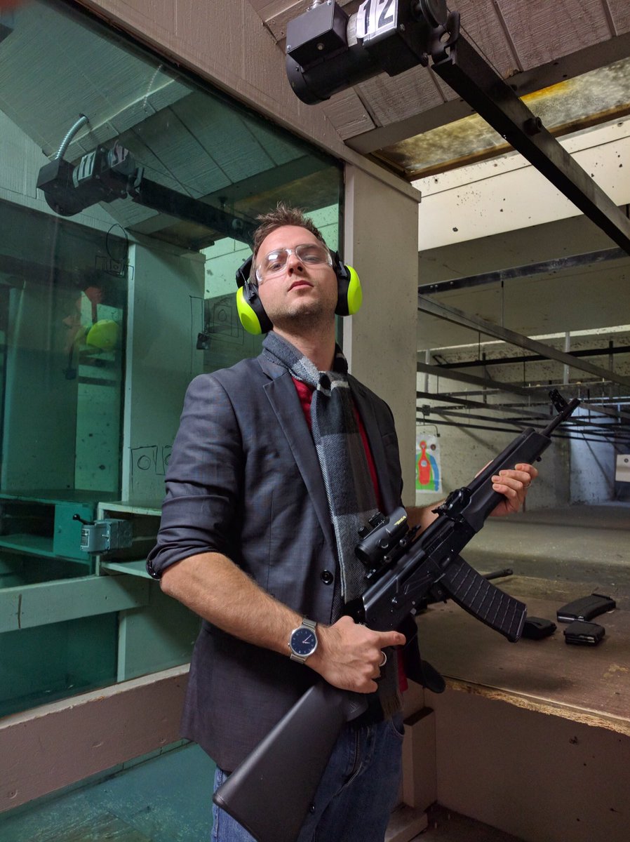 AdamGreenbergMe's tweet photo. Chilling at the gun range with my boy Drew 

-#AdamGreenberg https://t.co/YJrpfKqDp3