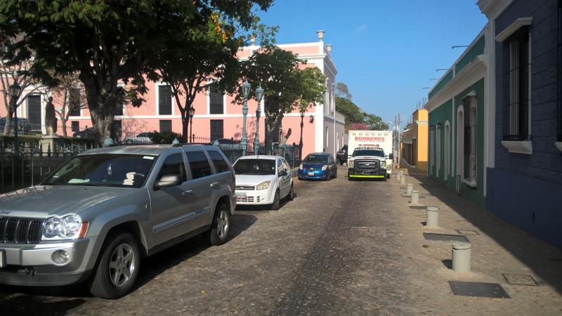 CBOBomberos's tweet photo. #Hoy09 Presente en despliegue Guardia de Seguridad y Prevención en Catedral Metropolitana de Cd. Bolívar en Misa de Domingo de Ramos!!! https://t.co/ll9j6Qobit