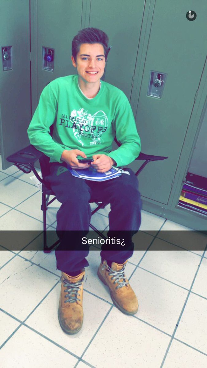 JacobMacula's tweet image. Back when my biggest worry was whether or not I had enough time to sit in my lawn chair in between classes