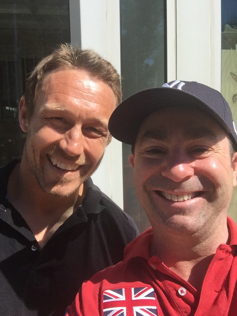 Avec sir Jonny  Wilkinson pour "la société de protection de l'enfance"
