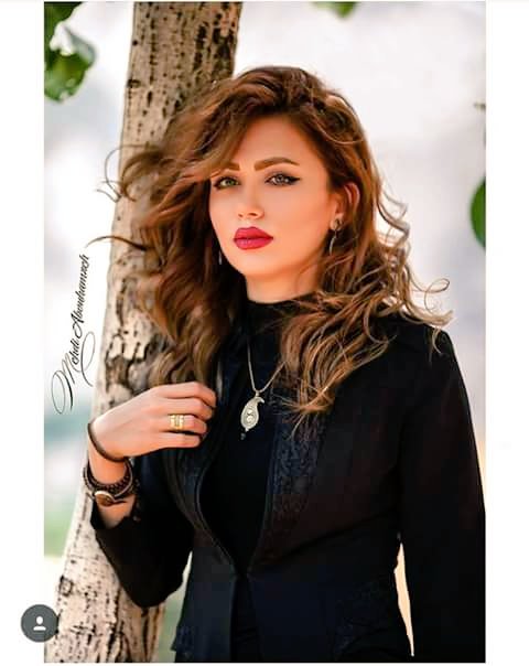 ae1420ea's tweet photo. فات الفقير بنص درب
صدفه وعشگله بنيه
حباها مايدري العشگ
ع‌ المال مو ع  النيه
#راقت_لي....صباحكم كجمال عيونكم
#ملاك https://t.co/GyZSs9CC8F