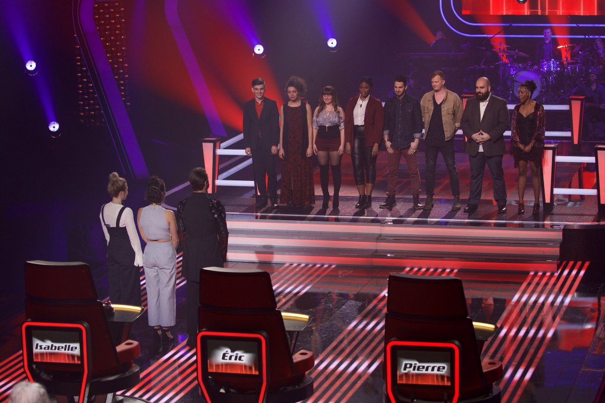 Ce soir, TOUS les candidats chantent, en solo ou en équipe! Les coachs et les mentors, aussi ! 16 chansons! #lavoixtva 19H30.