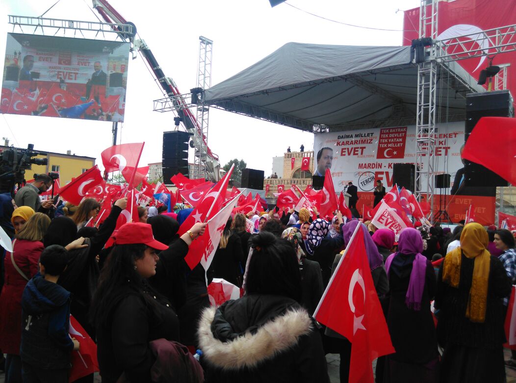 AkKiziltepe's tweet photo. Teşekkürler kiziltepe...
#KARARIMIZNETOYUMUZEVET https://t.co/xRGIcj068i