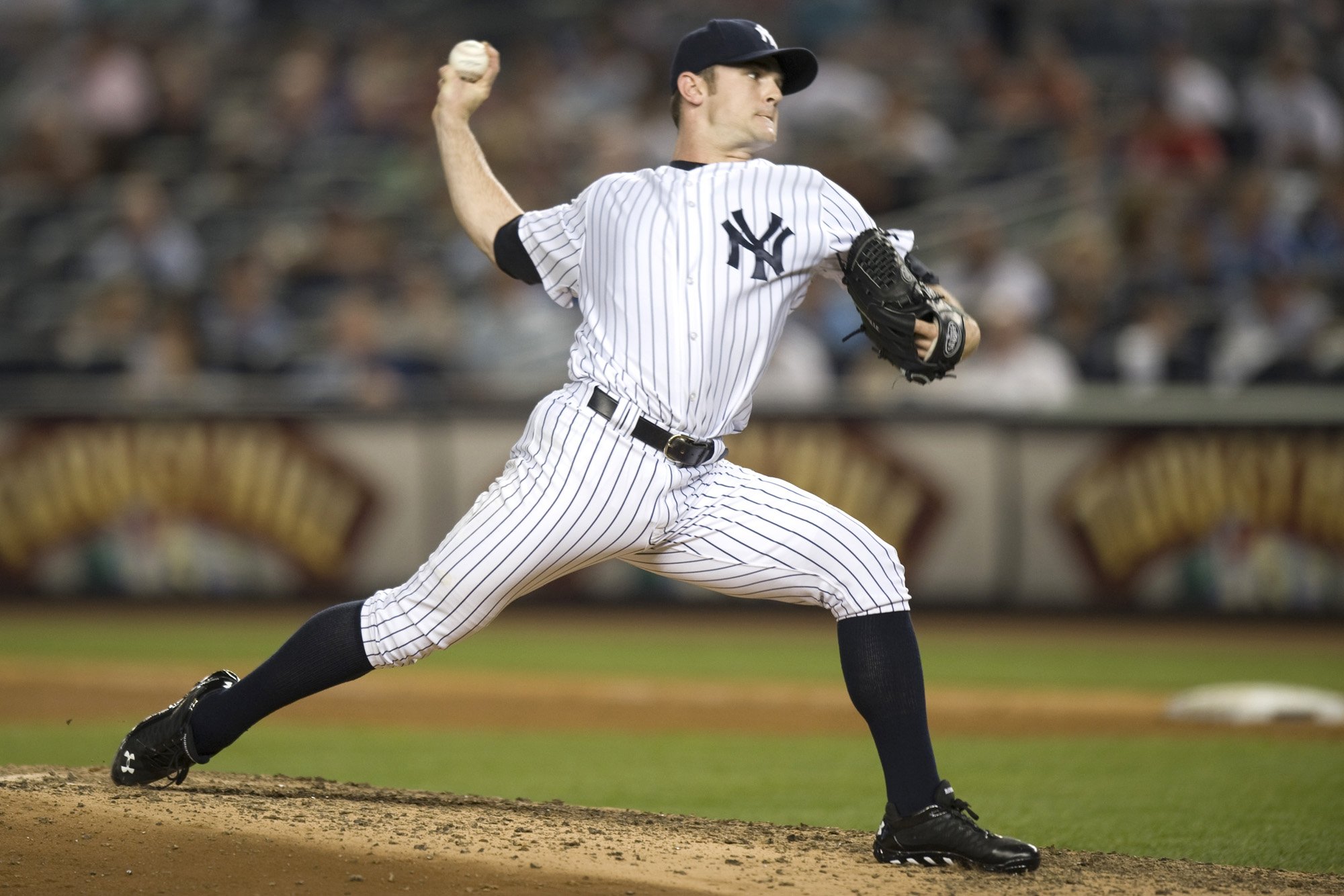 A happy birthday from Toasting The Town to former pitcher David Robertson! 