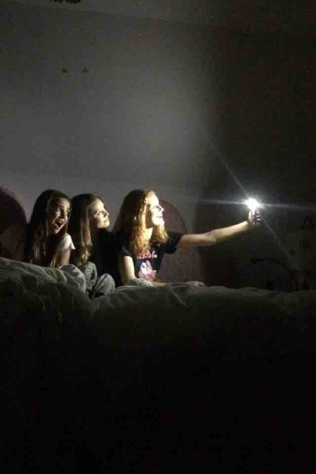 ils_1234's tweet photo. Happy birthday you beauty!! Thanks for always cheering me up and being such a fun, loving and kind friend. Love you lots🚗💘🎈✌🏼️ @lilarmacost https://t.co/bVJytxBTlr