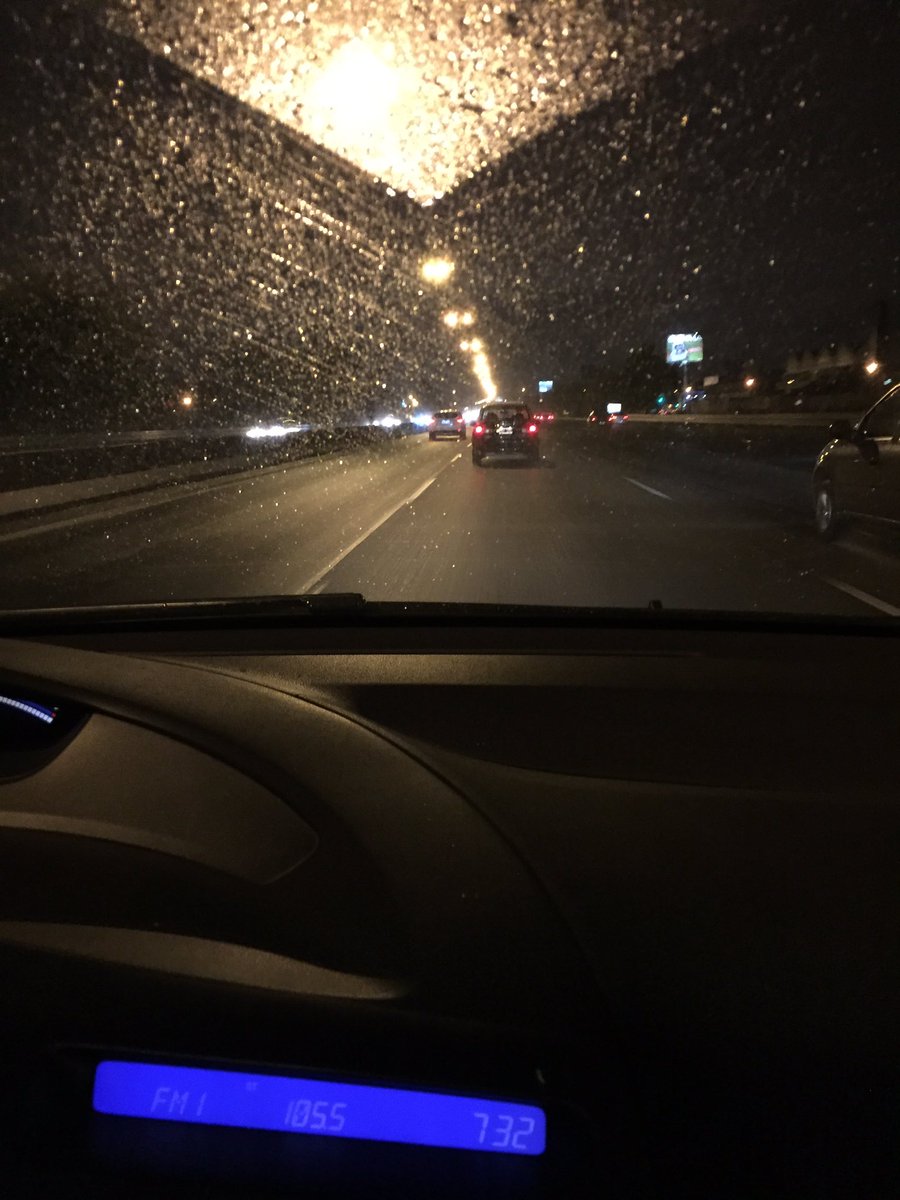 anetagentile's tweet photo. #misojosven @los40ar volviendo de Pilar! Feliz domingo y buena semana!!🙌🏻😘 Renata y Toto https://t.co/FzNppdE45O